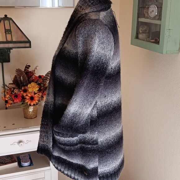 Eddie Bauer Wool Blend Sweater. Coastal Cowgirl,  Twee - Picture 4 of 11